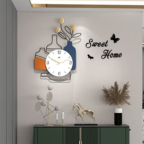 Horloge murale grand cadran lisible pour décoration salon moderne