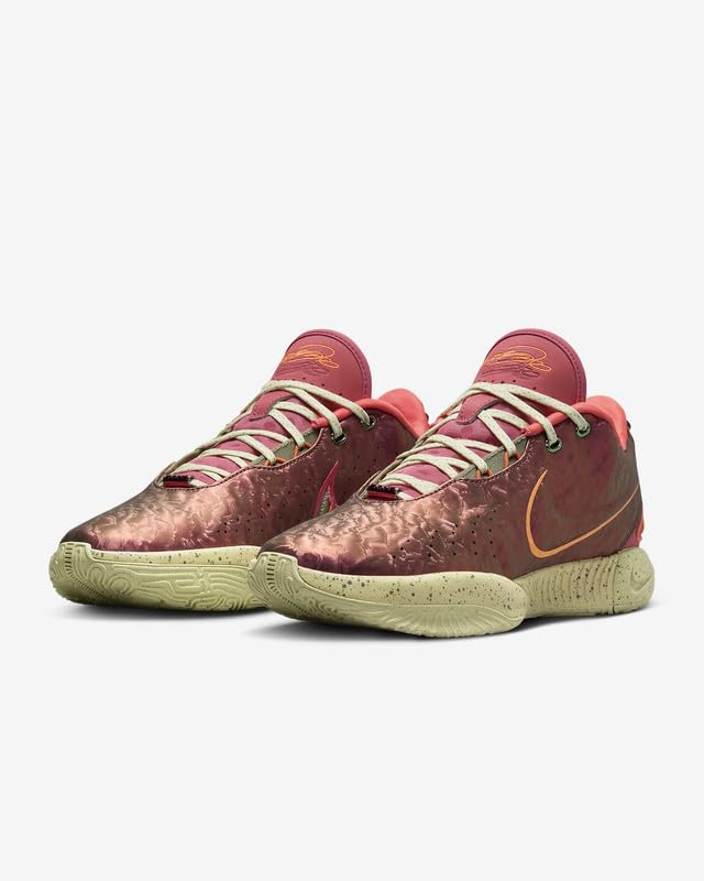 Image of Nike Men's Lebron XXI Shoes