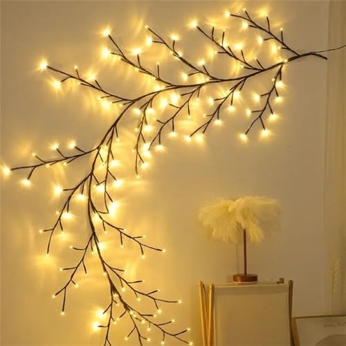 Guirlande lumineuse de vigne 96 LED pour habiller votre mur de salon chaleureux
