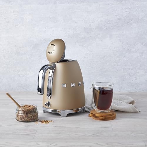 SMEG 50's Retro Style 7 Cup Electric Water Kettle with Automatic Shutoff, Removable Base, and Water Indicator, KLF03CHMUS, Matte Campagne - Thumbnail 2