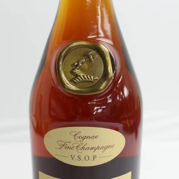 同梱OK商品】HENNESSY VSOP ヘネシー スリムボトル ブランデー 700ml 同梱OK商品】HENNESSY VSOP ヘネシー スリムボトル ブランデー 700ml