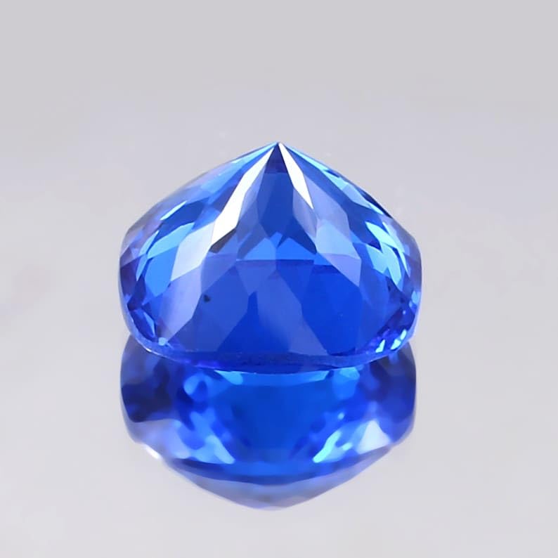 Spinelle bleu de Ceylan 12,5mm pierre facettée pour création bague et pendentif DIY