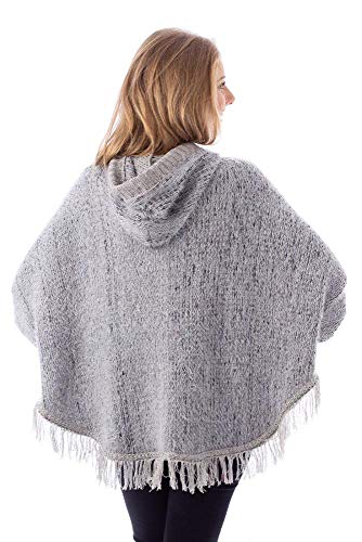 Poncho de tricô grosso efeito pluma Sumaré 31170 - Cinza