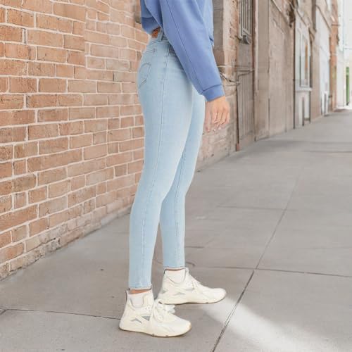 Image of Levi's Women's 711 Skinny Jean