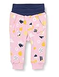 Mit viel Liebe zum Detail, einem unverwechselbaren Design, bequemer Passform und hochwertigen Materialien - so überzeugt die Baby- und Kindermode von sigikid. Mode, die Spaß macht und gern von Kindern getragen wird; Lieblingsstücke zum Kuscheln, Toben und Spielen