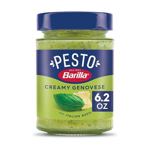 BARILLA Creamy Genovese Pesto Sauce, 6.2 oz. Jar - Imported from Italy - Made with Fragrant Italian Basil & Freshly Grated Italian Cheeses - Non-GMO Ingredients - Pasta Sauce, Marinade, Dip & More