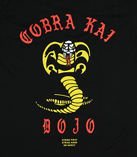 Camiseta masculina Cobra Kai Dojo Strike First Strike Hard No Mercy, Preto, PP