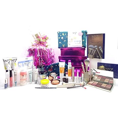 Boots No7 Protect & Perfect Skincare and Make-Up Hamper Cover