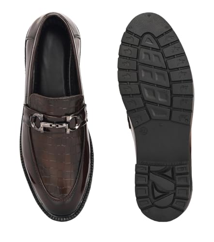 Image of MACTREE Croco Print Leather Slipon Loafers for Men | Chunky Sole Loafers