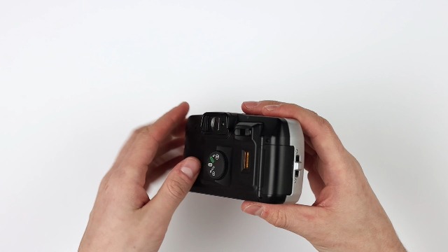 Amazon.com : Canon Sure Shot 65 Zoom Date 35mm Point And Shoot