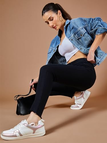 Image of Dolce Crudo Women's Skinny Fit High Rise Cropped Length Stretchable Denim Jeans