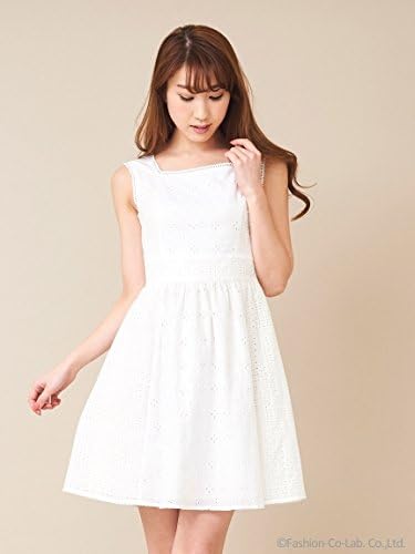 Amazon Co Jp Titty Co ティティー アンド コー ブロッキングコットンレースワンピース オフホワイト M 服 ファッション小物