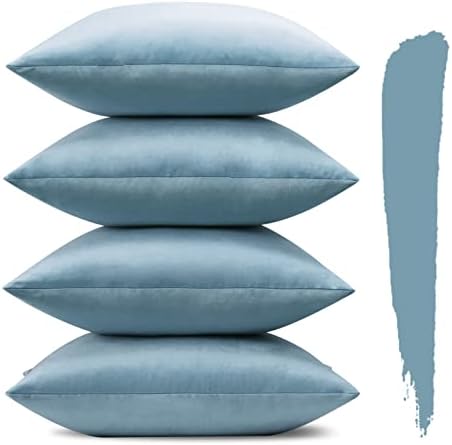 Sungeek Set of 4 Decorative Cushion Covers Solid Soft Velvet Pillow Covers with Invisible Zipper Square Throw Pillow Cases for Sofa Car Patio Bedroom Living Room 45x45cm Wine Red
