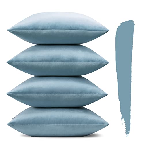 Sungeek Set of 4 Decorative Cushion Covers Solid Soft Velvet Pillow Covers with Invisible Zipper Square Throw Pillow Cases for Sofa Car Patio Bedroom Living Room 60x60cm Light Blue