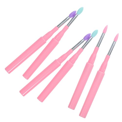 Brochas de maquillaje con tapa para retoques rápidos de labios sin manchar tu bolso