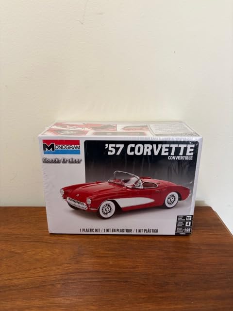 Revell Monogram Classic Cruiser '57 Corvette Convertible
