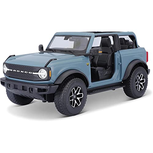 Modelo Ford Bronco Badlands Azul 1/18 Maisto