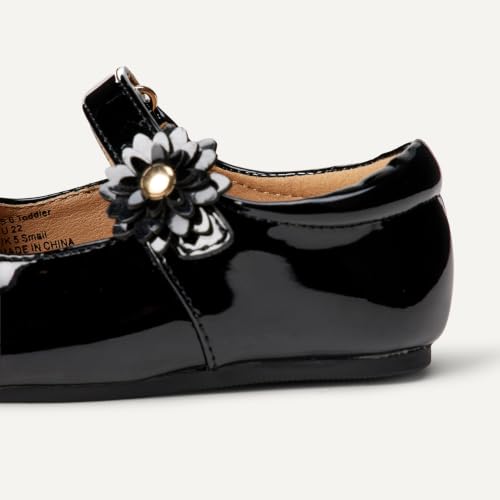 Image of Amazon Essentials Girls and Toddlers' Mary Jane Flats
