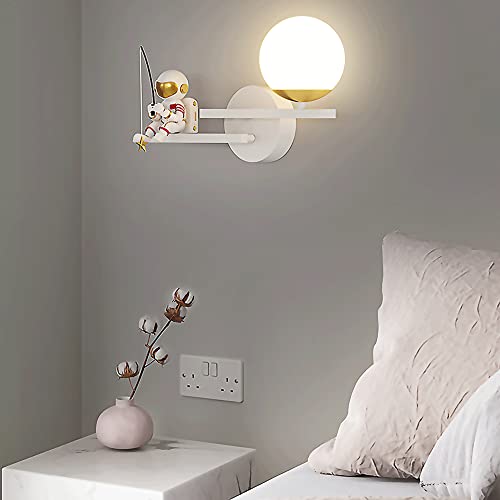 Aplique de pared de metal de astronauta ideal para regalar a niños 3