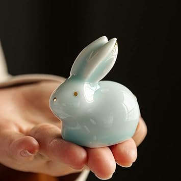 One Set Ceramic Bunny Ornaments Tea Pet Cute Rabbit Kung Fu Tea Figurine Accessories Decorations