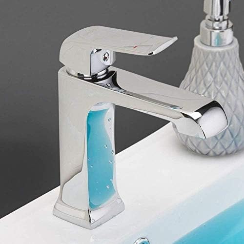 Mitigeur de bain cascade pour moderniser le lavabo d'une salle de bain