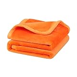 Matériau durable : la couverture polaire en flanelle de 330 g/m² est fabriquée en matériau 100 % polyester. Il est doux, durable, chaud et léger. Les coutures soignées améliorent une connexion solide avec des coutures et une meilleure résistance structurelle avec un aspect intégré.