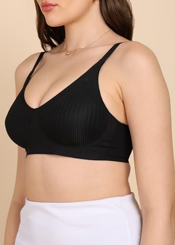 Image of Tweens Seamless Bonded Cotton Feel Invisi-Fit | Padded Wire-Free Full Coverage Bra | Cotton Lycra Fabric | Adjustable Straps | Hook and Eye Closure | Casual Everyday Wear| Pack of 1 |