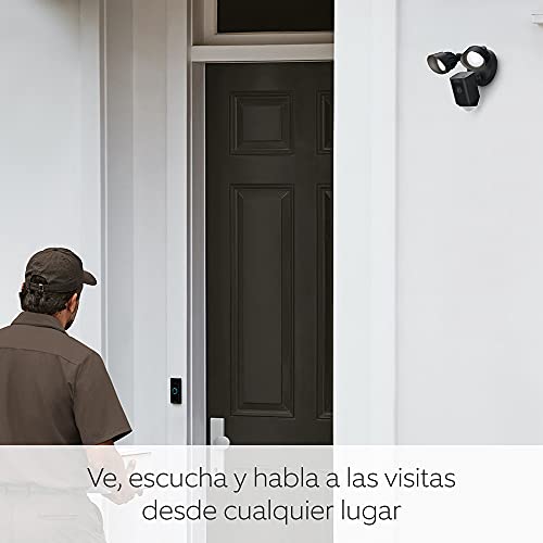 Cámara exterior con focos cableada Floodlight Cam Wired Plus (2 unidades) 3