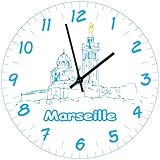 Matière : Verre Dimensions : diamètre 29 cm, profondeur 4 cm Mécanisme : fonctionne avec une pile LR6 (non incluse) Fabrication : imprimée en France