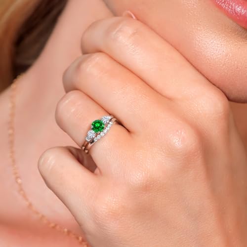 Gem Stone King 10K White Gold Green Created Emerald White Moissanite and Lab Grown Diamond 5 Stone Bridal Engagement Wedding Ring Set For Women (1.15 Cttw, Round, Available in Size 5,6,7,8,9) 5