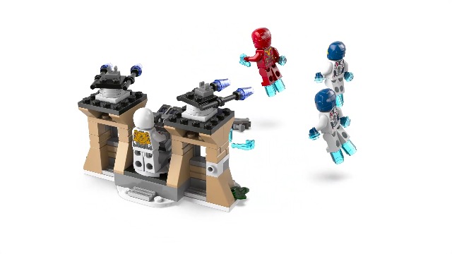 Amazon.com: LEGO Marvel Iron Man & Iron Legion vs. Hydra Soldier