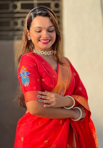 Image of SGF11 Women's Kanjivaram Paithani Silk Saree With Unstitched Blouse Piece