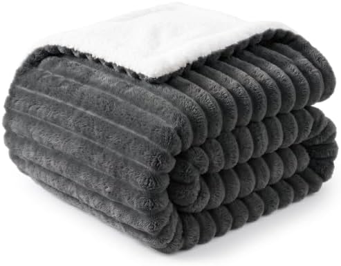 WAVVE Kuscheldecke Flauschig Decke Grau 150x200 cm | Doppelseitig Sherpa Fleece, Dicke Korddecke, Weich Sofaüberwurf, Warm Wohndecke für Couch, Schlafzimmer, Waschbar