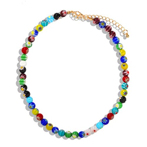 Collier perles fleurs au design irrégulier et finitions en métal de qualité