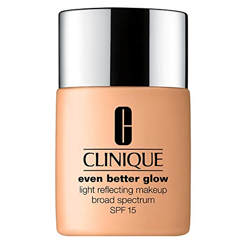 Clinique Even Better Glow Light Reflecting Makeup FPS 15 maquillaje líquido, CN62 Porcelain Beige, 30 ml