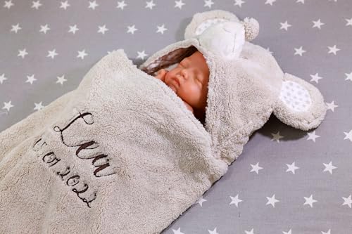 Generisch Babydecke mit Kapuze Maus – personalisierte Kuscheldecke mit Name – Geschenk zur Geburt & Taufe – weiche Kapuzendecke für Neugeborene Jungen & Mädchen (Beige - Maus)