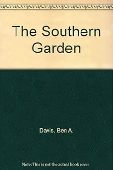 Paperback The Southern Garden Book