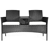 # Ampi utilizzi # Il nostro set tavolo e sedie in rattan è un'aggiunta ideale alla tua casa. L’aspetto classico ed esquisito e lo stile elegante rendono la tua casa più artistica. Puoi collocarlo in diversi ambienti interni ed esterni, come soggiorni, balconi, cortili, giardini, ecc., per portare più comfort nella tua vita.