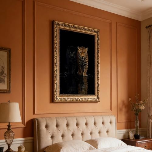 Toile léopard foncé Midnight Mood : sublimez votre salon moderne