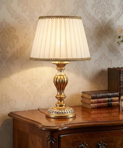Lustre en bois feuille d'or pour sublimer un éclairage de chambre tamisé