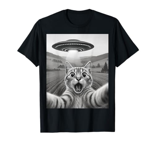 Cat Selfie with Alien UFO Funny Cat Gifts for Men Women Kids T-Shirt