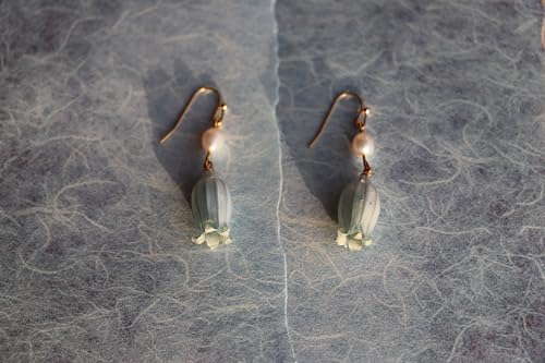 All natural delicate Campanula flowers paired with pearl drop earrings are handmade and unique，Vintage-Style Pearl Drop Earrings, Blue Glass Bell Flower Design, Gold-Tone Hooks，Real Preserved Bellflower & Freshwater Drop Earrings | Handmade Hypoallergenic Dangle Earrings | Lightweight Floral Jewelry Gifts for Women4