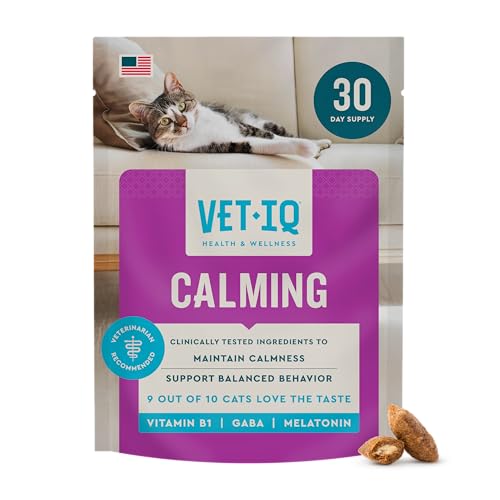 VetIQ Cat Calming Treats with Melatonin for Stress Relief Organic Ashwagandha and GABA Chicken Flavored Cat Calming Chews 3.7oz