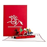 Für alle, die den Reitsport lieben, für Pferdebesitzer und Pferdeliebhaber ist diese farbenfrohe Pop-Up Karte genau das Richtige. Beim Aufklappen der 3D Karte entfalten sich ein Pferderennen mit fünf Rennpferden und Jockeys. Beeindruckend detailliert gearbeitet ist dieses Karte ein echter Hingucker und eine tolle Überraschung für alle Pferde Fans. Auch als Einladung oder Gutschein zum Renntag ist die Klappkarte perfekt geeignet.