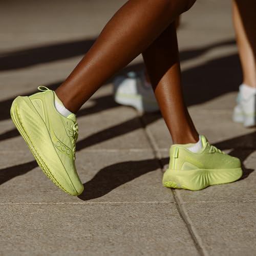 Image of Saucony Women's Triumph 22 Sneaker