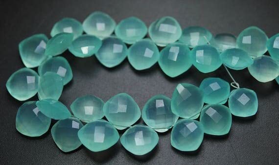 Chalcédoine aqua briolette facettée 12mm coussin pour fabrication de boucle d'oreille