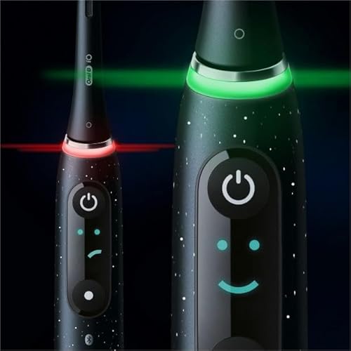 Oral-B iO Série 10 Brosse À Dents Électrique, Se Connecte à L'Application Mobile Oral-B, avec Technologie Magnétique iO, 3 Embouts, Étui de Voyage avec Fonction De Chargement, Noir