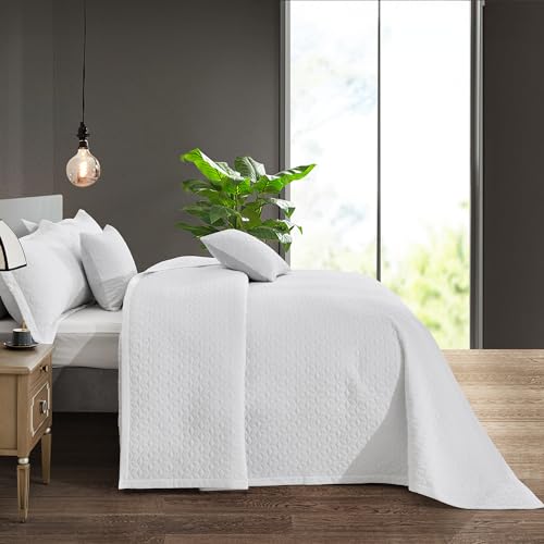 Image of Oversized King Bedspread 128x120 Extra Wide, Diamond Geometric Quilt Set King /Cal King, Lightweight Reversible Coverlet, Straight Edge - Clean Contemporary Look, 5 Piece, Pure White