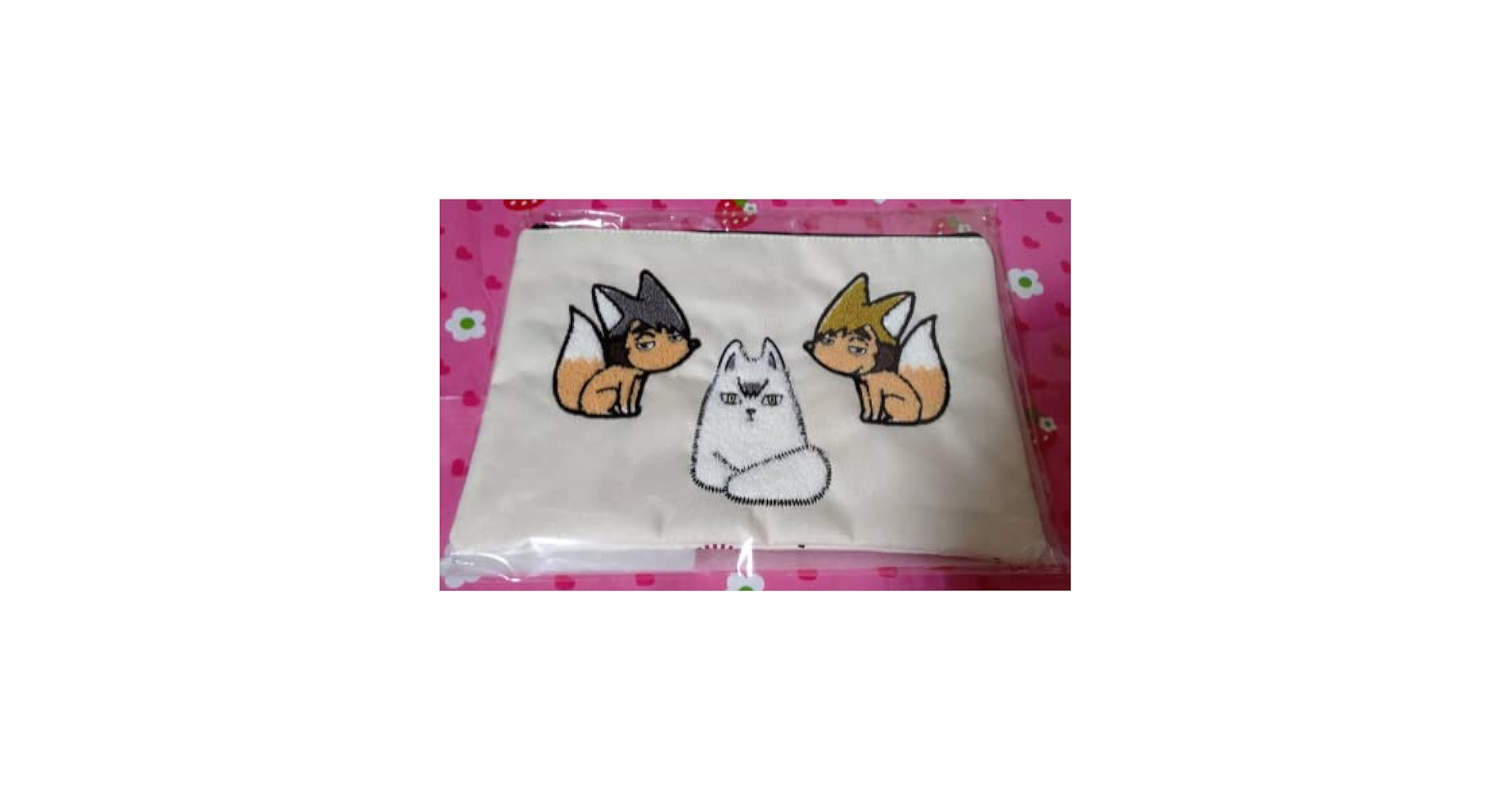 ハイキュー　おにぎり宮Tシャツ、サガラ刺繍ポーチ ハイキュー おにぎり宮Tシャツ、サガラ刺繍ポーチ Amazon.co.jp