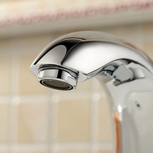 Miscelatore automatico con sensore a mani libere per lavabo da bagno